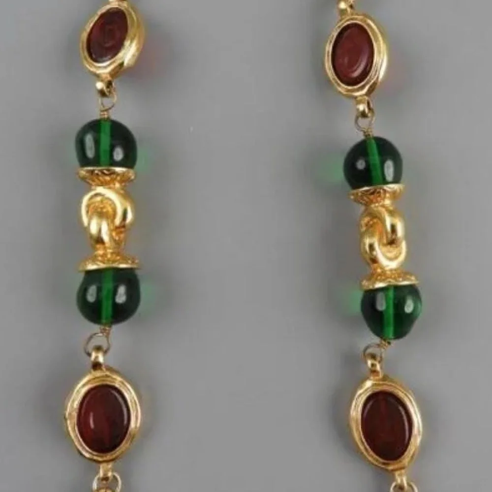 Gorgeous Vintage CHANEL Gripoix Gold Tone - Picture 6 of 12